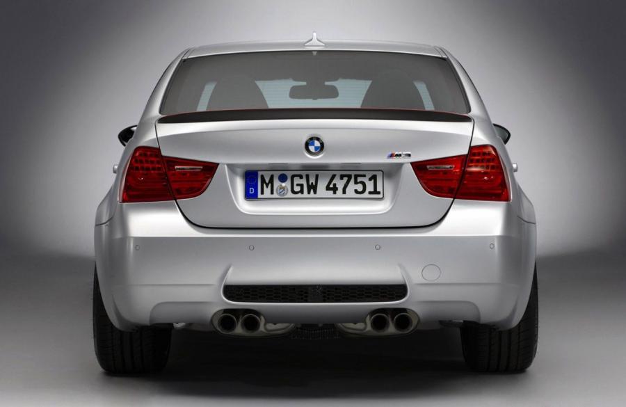  BMW M3 CRT 2011 года  (фото 20 из 76)